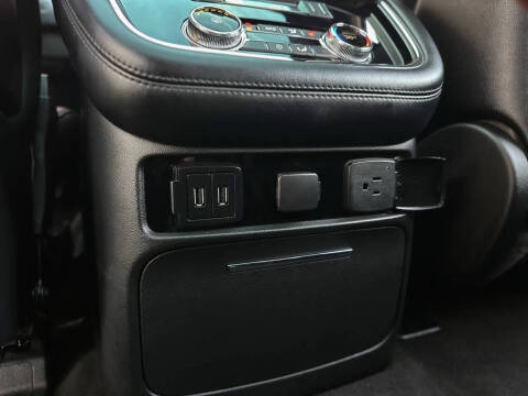 2018 Lincoln Navigator Select