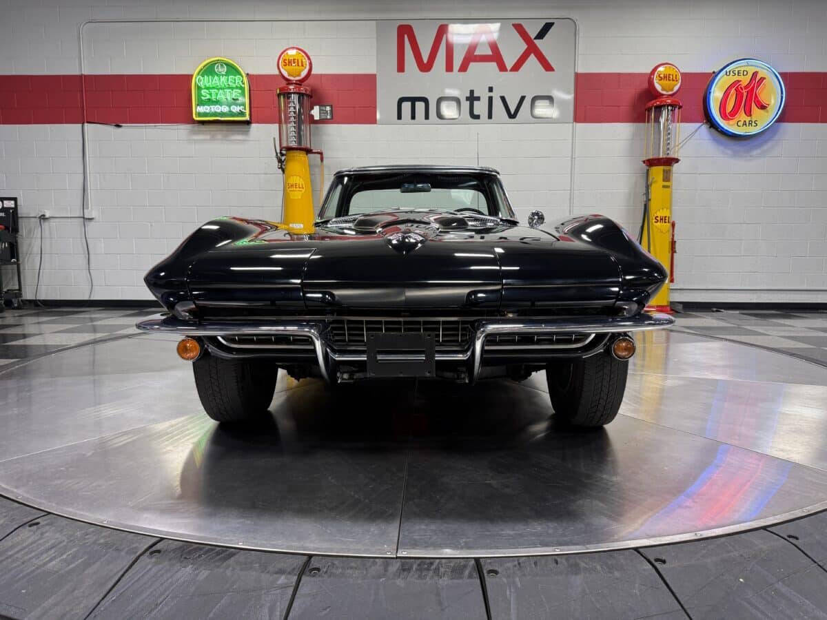 1966 Chevrolet Corvette 11
