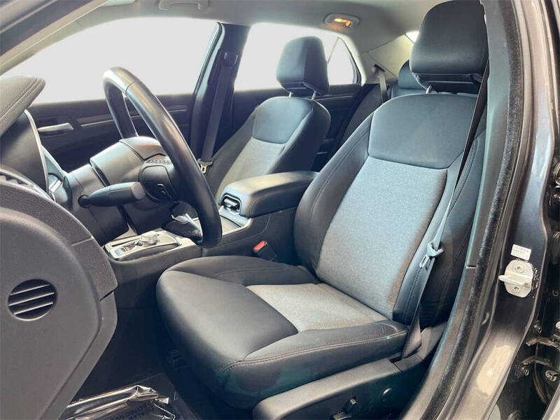 2022 Chrysler 300 Touring