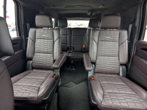 2022 Cadillac Escalade ESV Premium Luxury Platinum