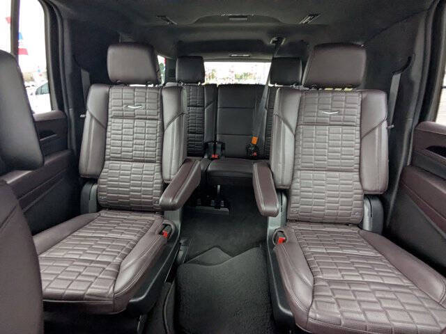 2022 Cadillac Escalade ESV Premium Luxury Platinum