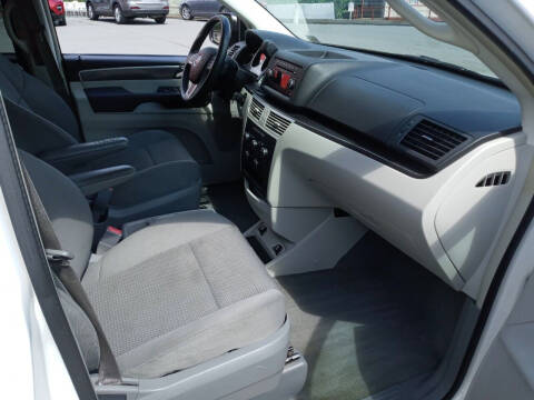 2012 Volkswagen Routan S