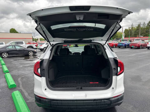 2022 GMC Terrain SLE