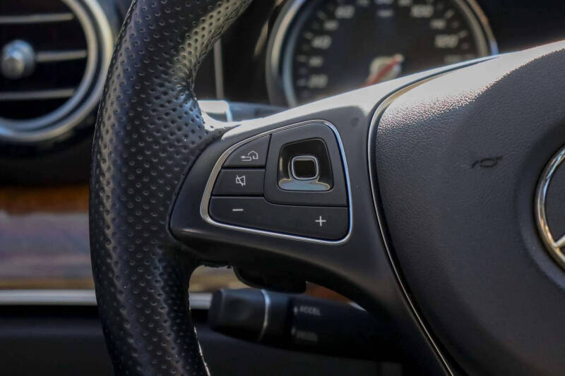 2018 Mercedes-Benz E-Class E 300