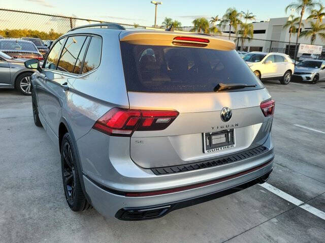 2023 Volkswagen Tiguan SE R-Line Black