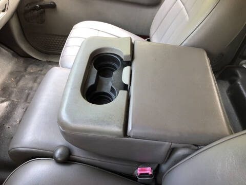 2004 Ford F-750 Super Duty