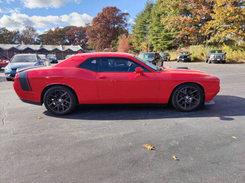 2016 Dodge Challenger 392 HEMI Scat Pack Shaker