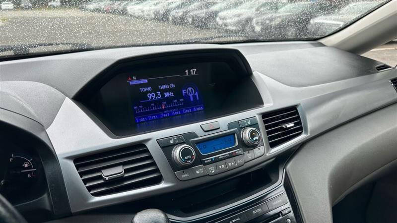 2011 Honda Odyssey EX-L w/DVD