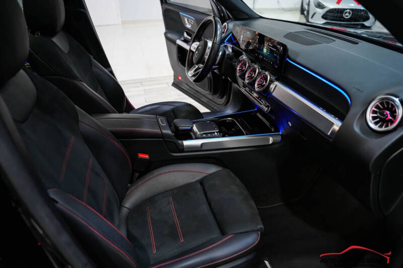 2023 Mercedes-Benz GLB GLB 250