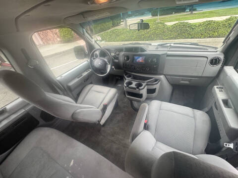 2009 Ford E-Series E-350 SD XL