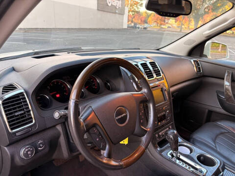 2011 GMC Acadia Denali