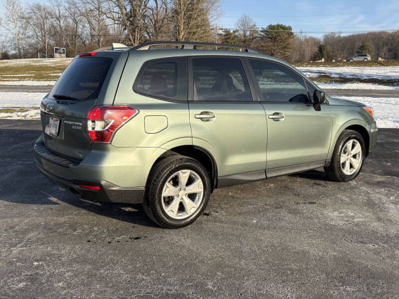 2016 Subaru Forester 2.5i
