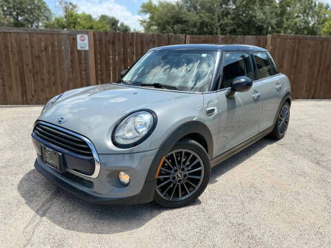 2017 MINI Hardtop 4 Door