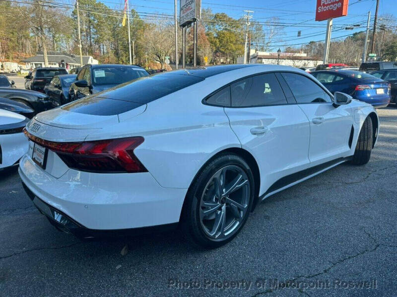 2023 Audi e-tron GT quattro Premium Plus