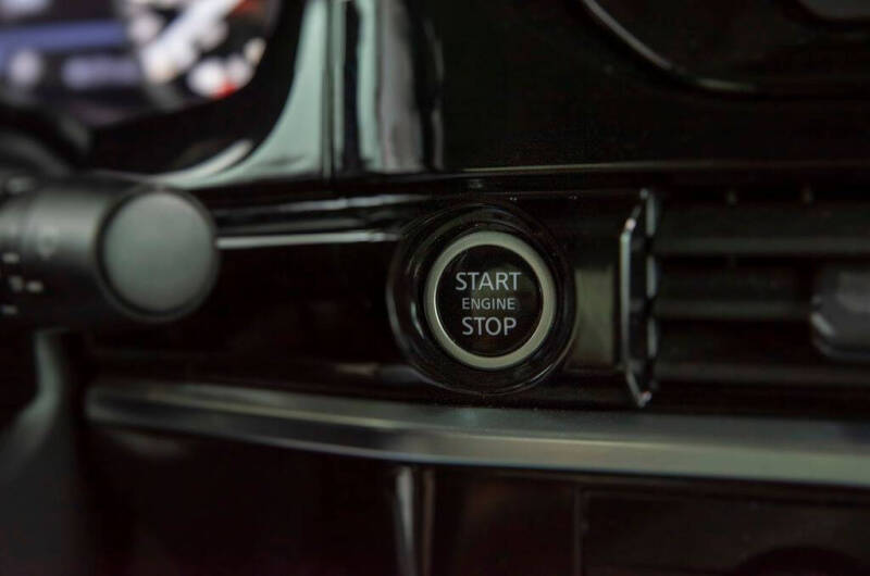 2023 Nissan Pathfinder SV