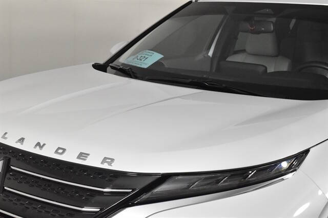 2023 Mitsubishi Outlander SEL