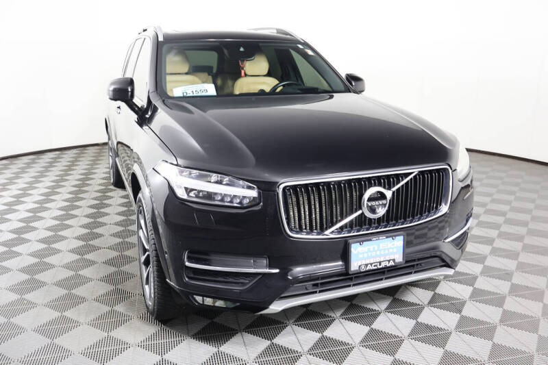 2018 Volvo XC90 T6 Momentum