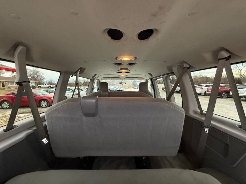 2013 Ford E-Series E-350 SD XLT