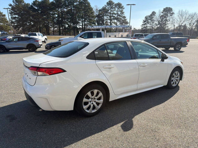 2024 Toyota Corolla LE