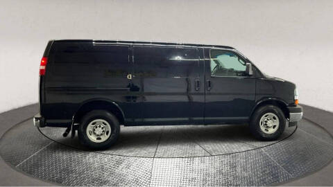 2017 Chevrolet Express 2500