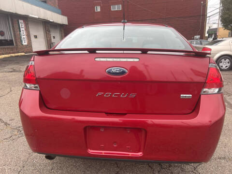 2011 Ford Focus Sport SES