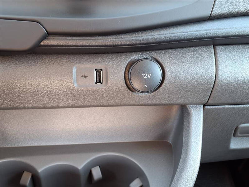 2025 Ford Transit 250