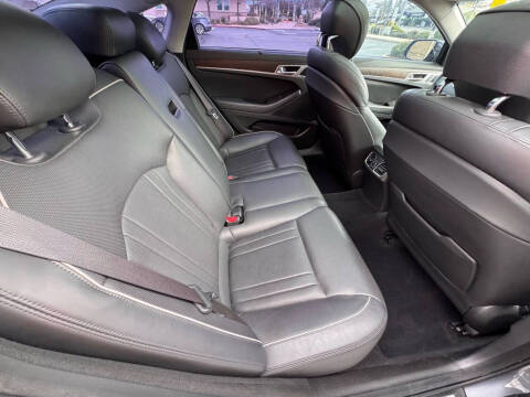 2015 Hyundai Genesis