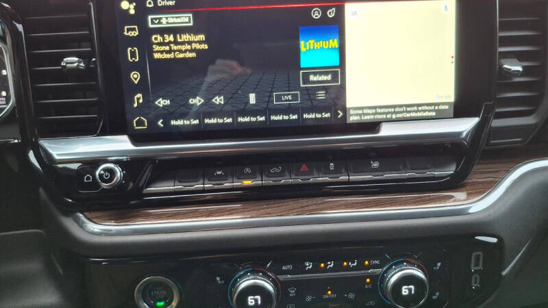 2024 GMC Sierra 1500 Elevation Standard