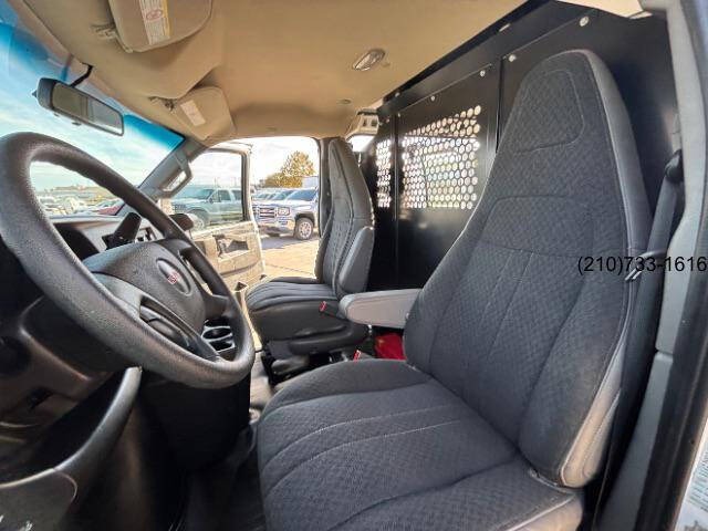 2024 GMC Savana 2500