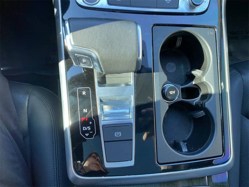 2021 Audi Q7 quattro Premium Plus 55 TFSI