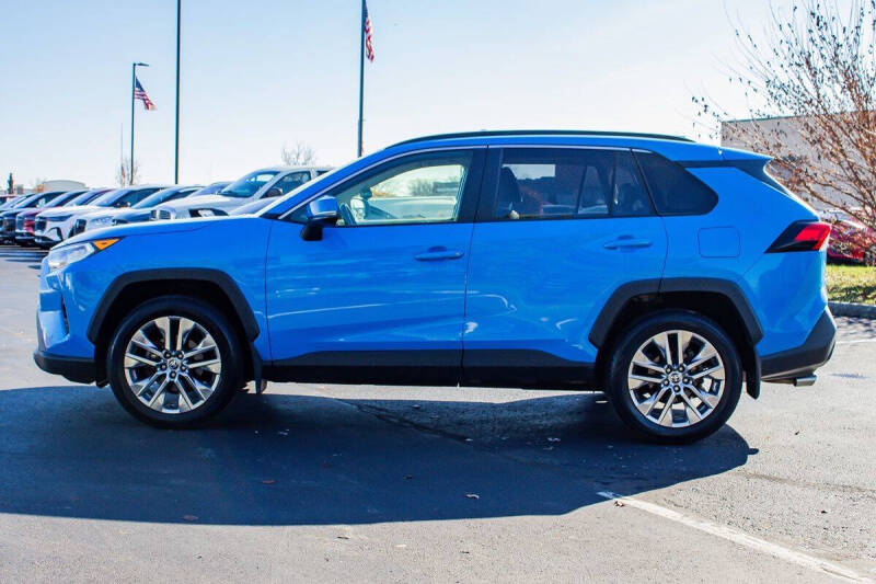 2021 Toyota RAV4 XLE Premium