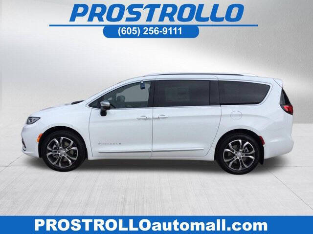 2026 Chrysler Pacifica Pinnacle