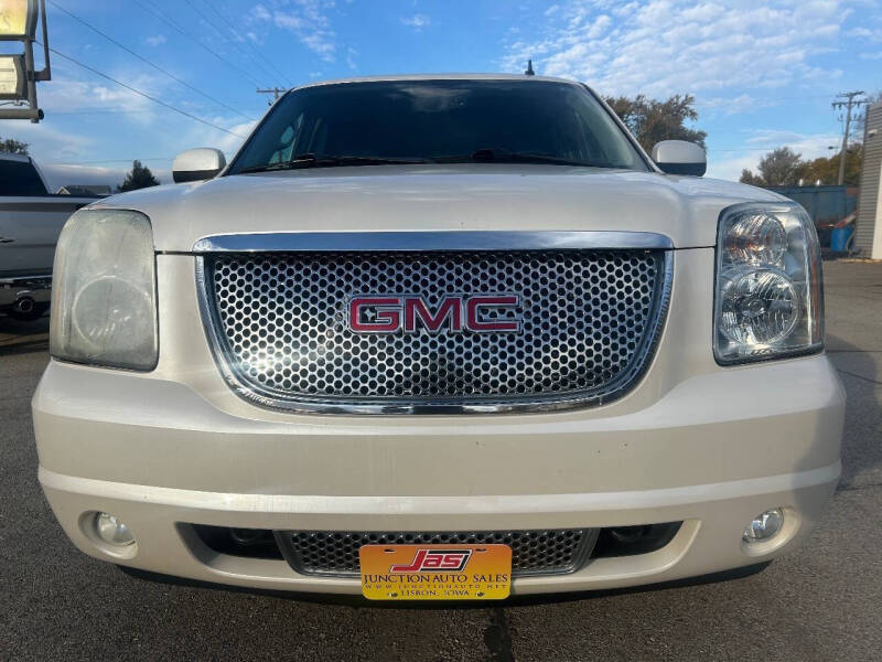 2011 GMC Yukon Denali