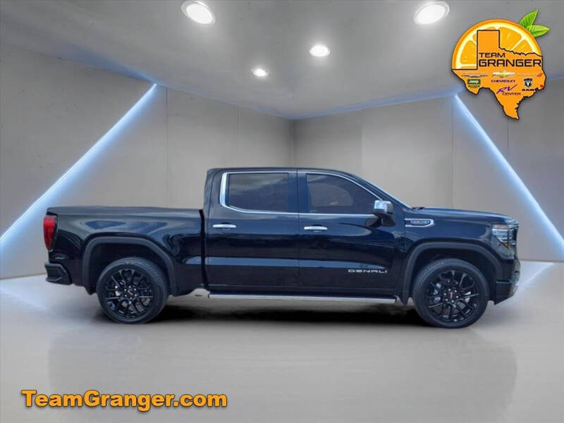 2025 GMC Sierra 1500