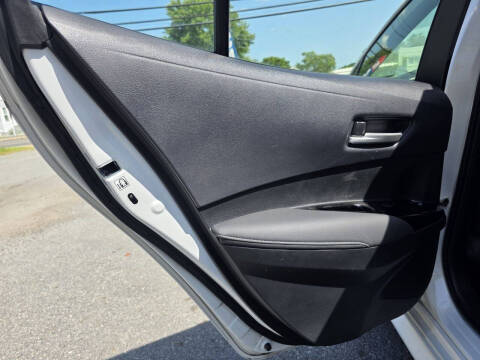 2022 Toyota Corolla Hatchback SE