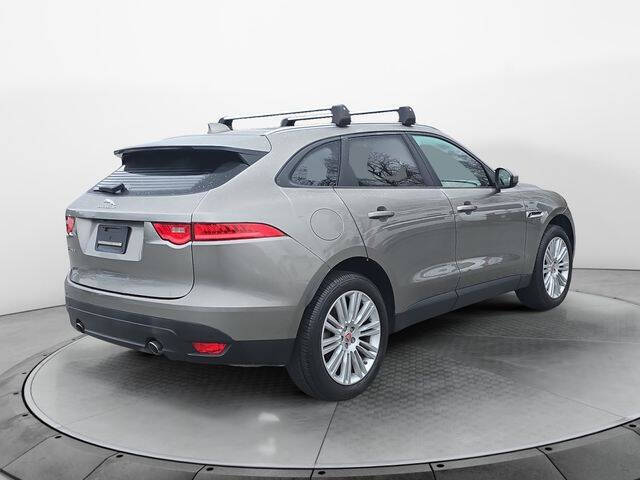 2018 Jaguar F-PACE 25t Premium