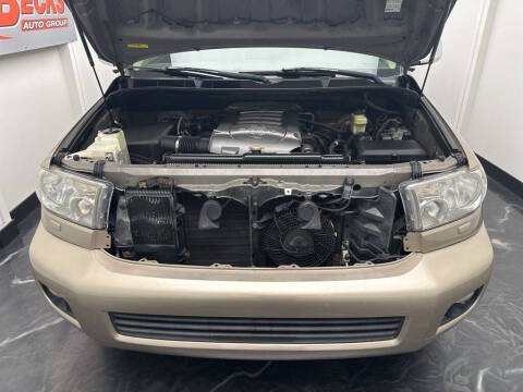 2008 Toyota Sequoia SR5