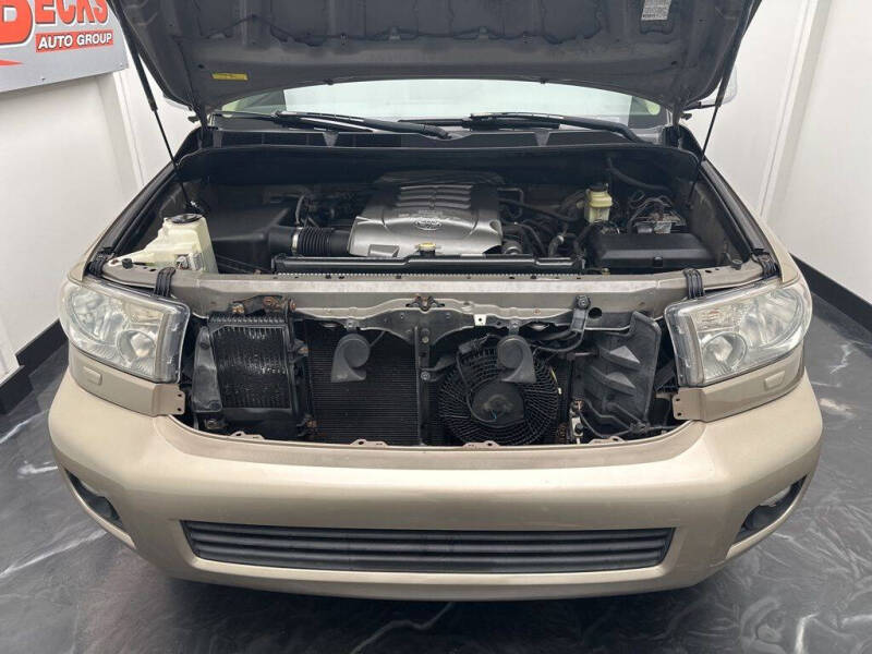 2008 Toyota Sequoia SR5