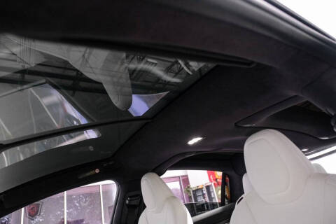 2022 Tesla Model X Plaid