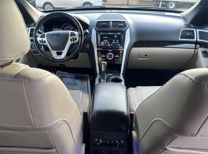 2011 Ford Explorer Limited