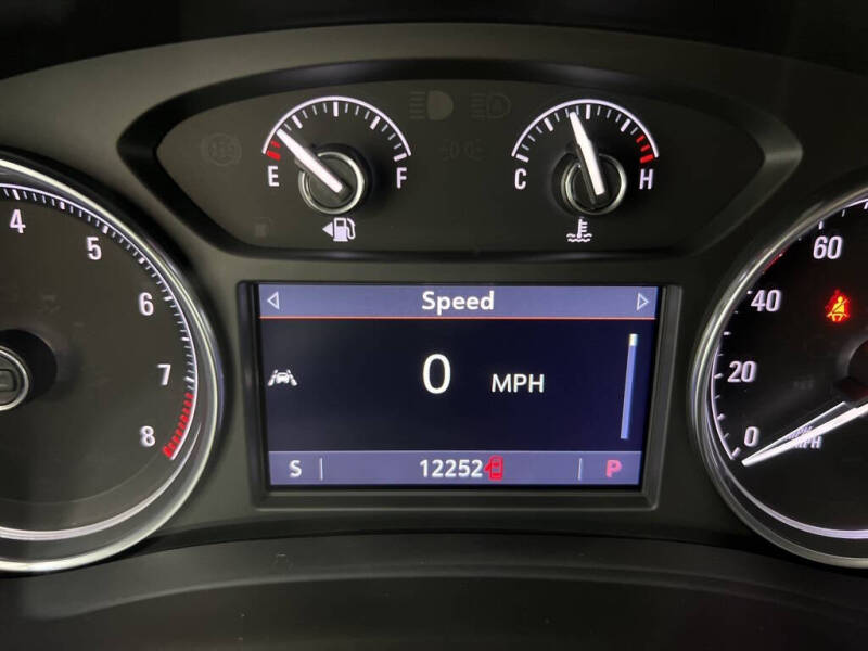 2022 Buick Enclave Essence