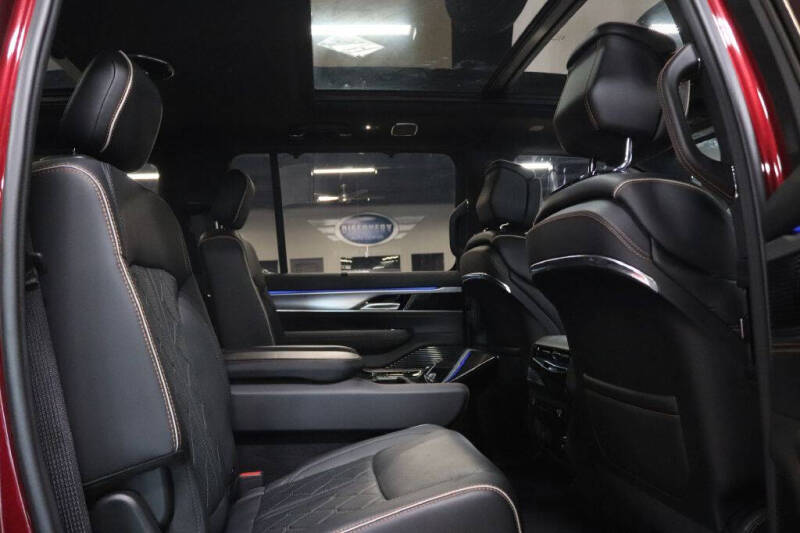 2023 Jeep Grand Wagoneer Series III