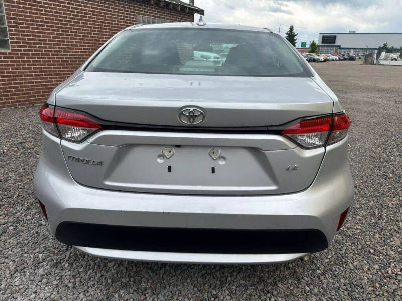 2022 Toyota Corolla LE