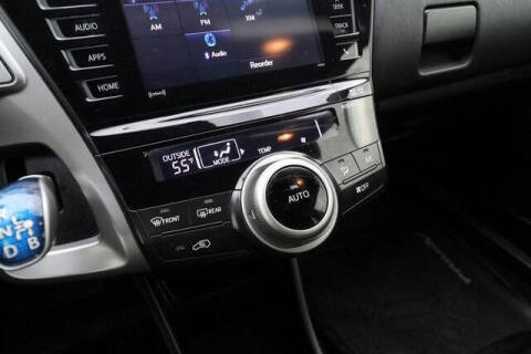 2017 Toyota Prius v Four