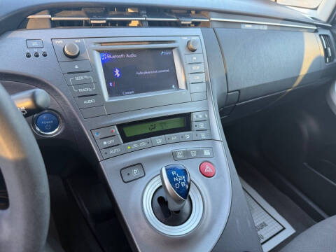 2015 Toyota Prius Two