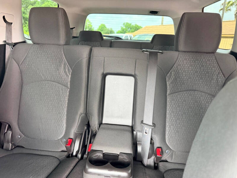 2016 GMC Acadia SLE-1