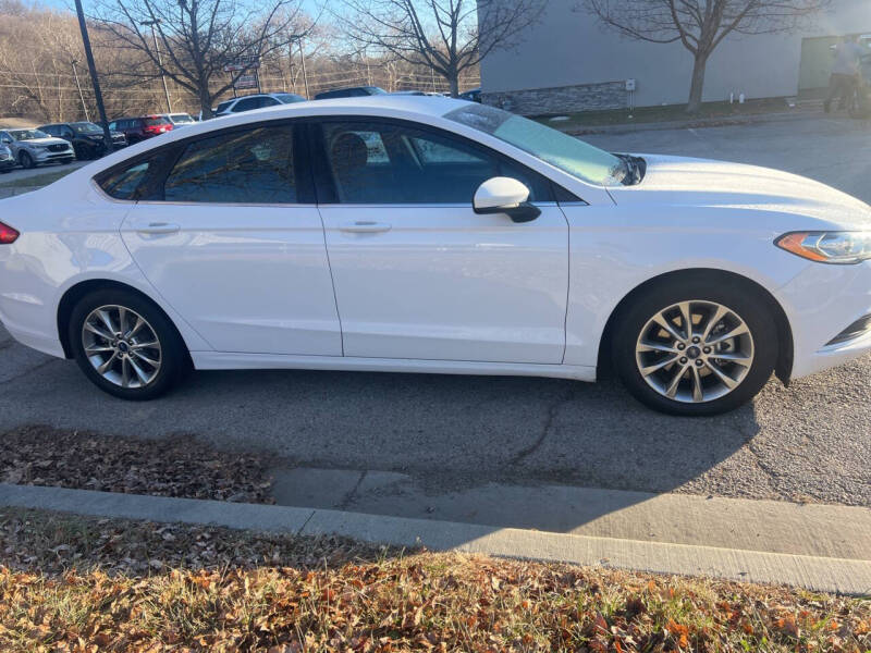 2017 Ford Fusion SE
