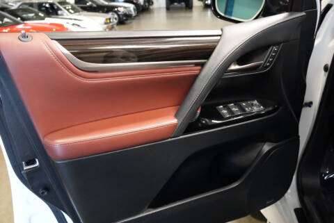 2016 Lexus LX 570