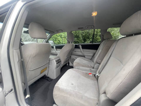 2013 Toyota Highlander Plus