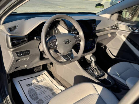 2022 Hyundai Ioniq Hybrid SE